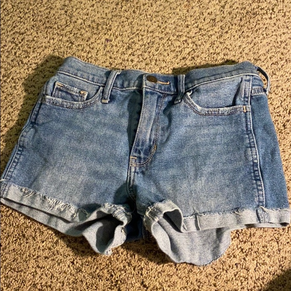 Shorts - Picture 2 of 3